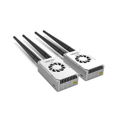 VM31 Video&amp;Data&amp;RC link ha due frequenze opzionali ((800MHz、1.4 GHz) con una gamma di trasmissione di 15 km (aria-terra).